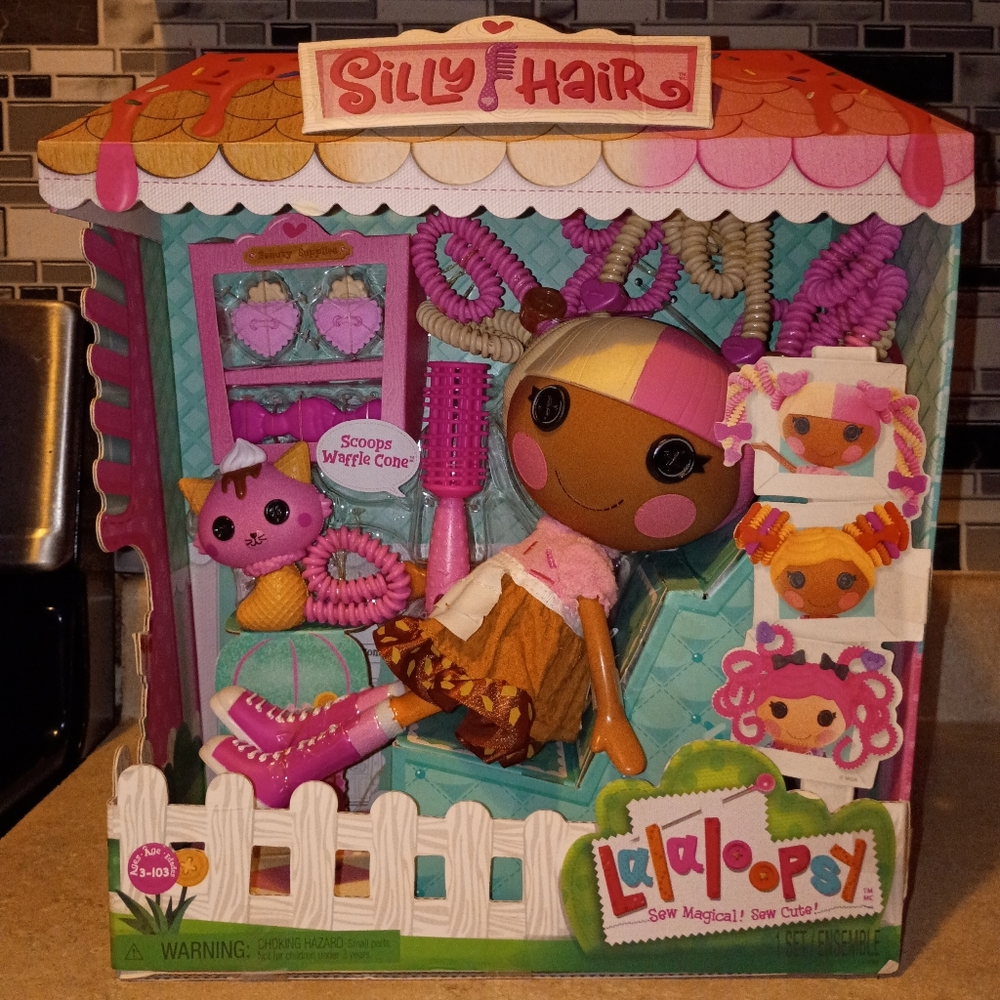 Lalaloopsy Silly Hair Doll with Pink and Purple Accessories